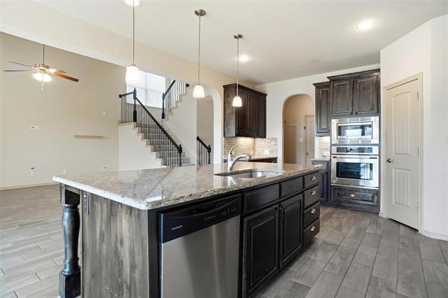 Photo - 1 Duskview Ln