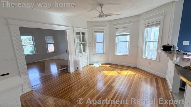 Photo - 9 Ashland St Unidad 9 Ashland Street #3