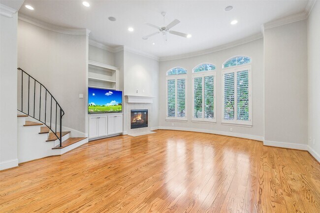 Photo - 2301 Park St