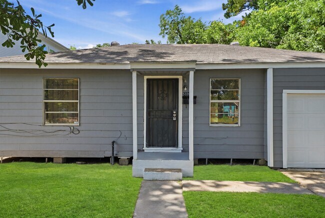 Building Photo - 5326 Wenda St