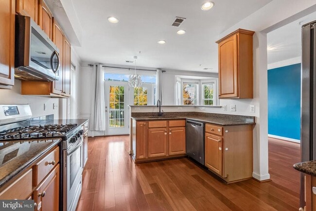 Photo - 13600 Salk St