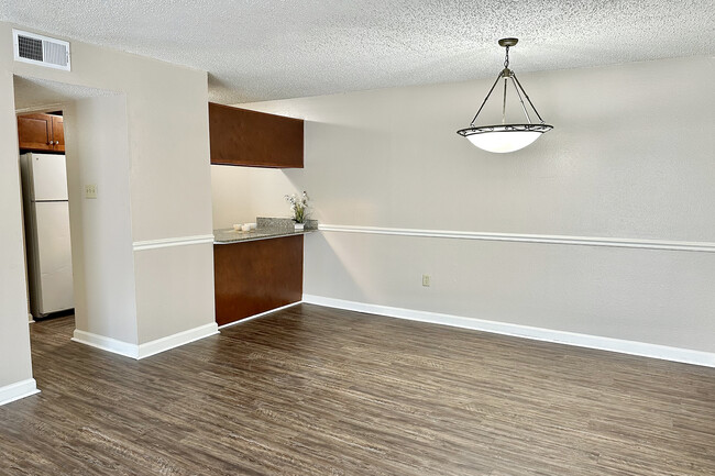 The Arts Apartments at Bluebonnet Place