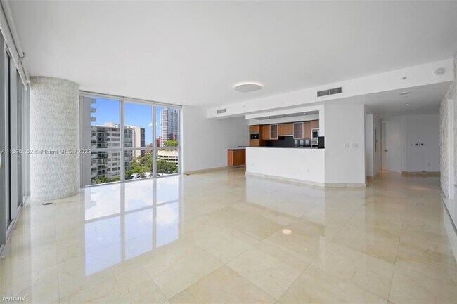 Photo - 2 br, 2.5 bath Condo - 1331 Brickell Bay Dr