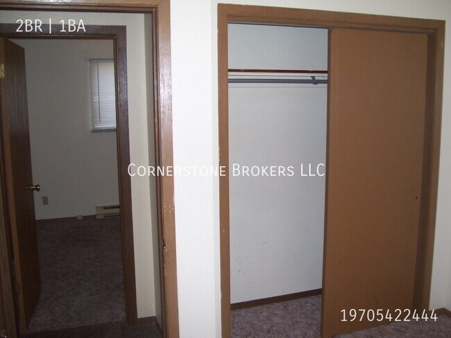 Photo - 238 Applewood Ct
