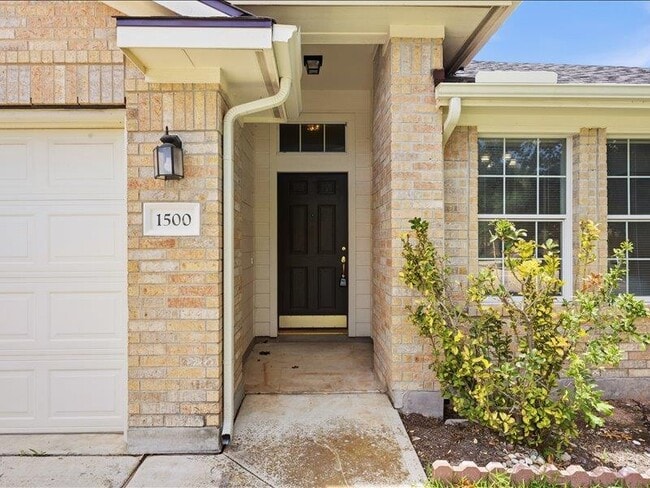 Photo - 1500 Ashberry Trail