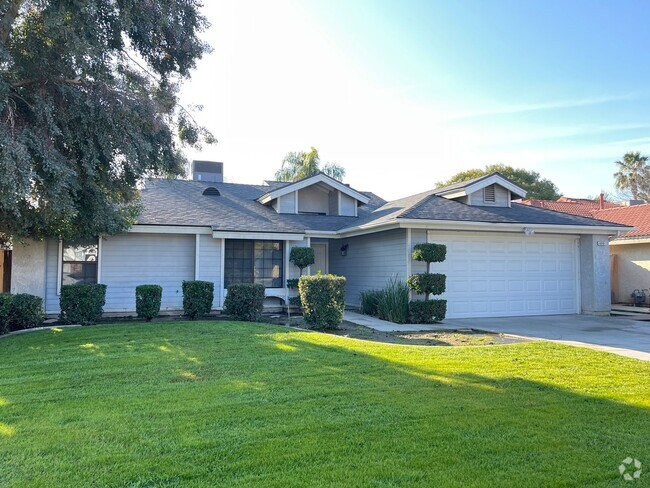 Building Photo - Southwest Bakersfield Rental