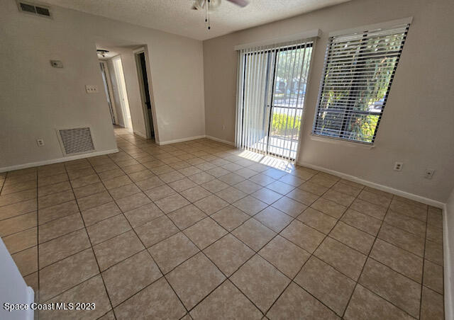 3585 Sable Palm Ln Unidad A