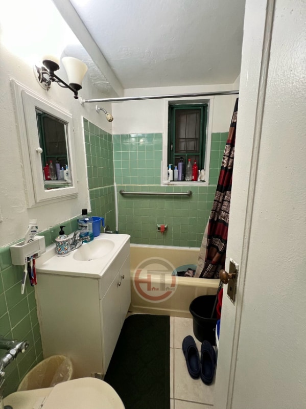 1505 Archer Rd Apartment Unit 5th flr Bronx, NY