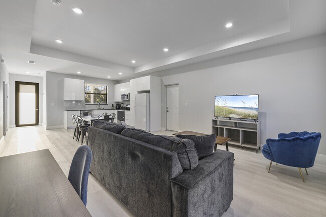 622 Windermere Dr