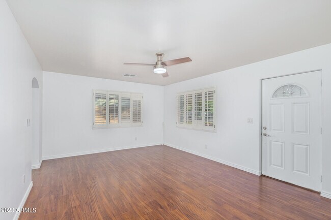 Photo - 518 W San Juan Ave