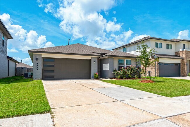 Photo - 246 Dusty Bridle Ln