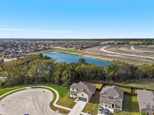 Photo - 1428 Victoria St