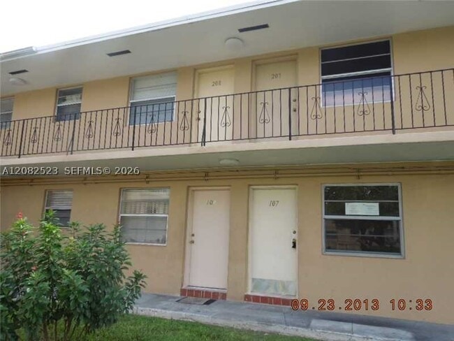 Photo - 3903 SW 78th Ct Unit 103