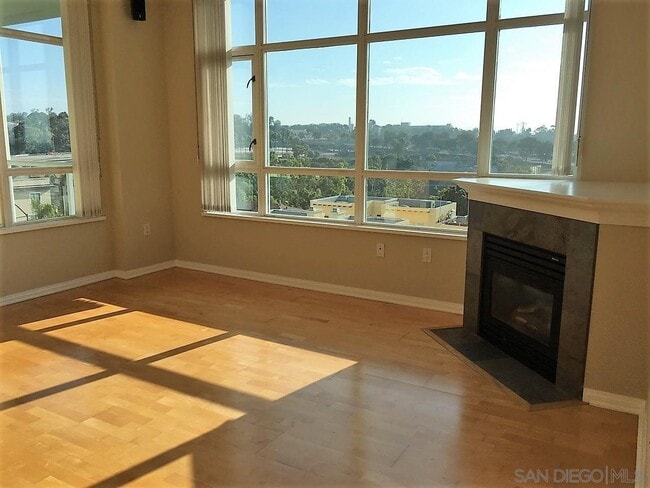 Building Photo - 850 Beech St Unit 807 Rental