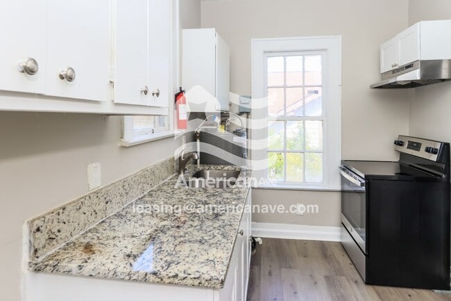 Photo - 1369 Winton Ave