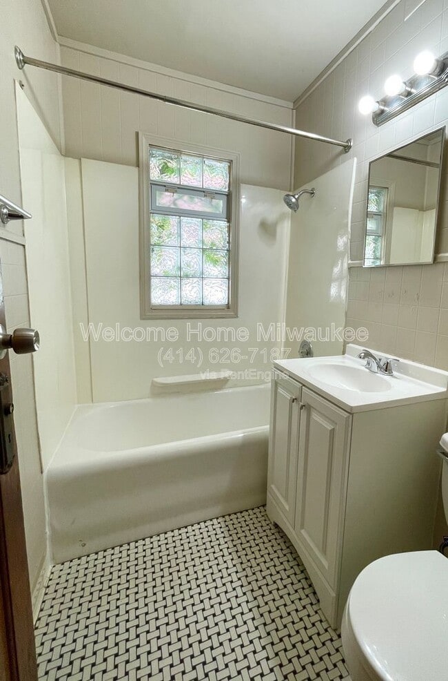 Photo - 3012 N 57th St