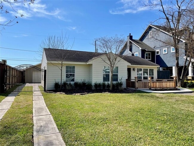 Building Photo - 1635 Chippendale Rd Rental