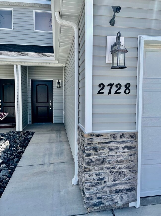Photo - Adorable 3-Bedroom Townhome with 2-Car Garage in Cedar City
