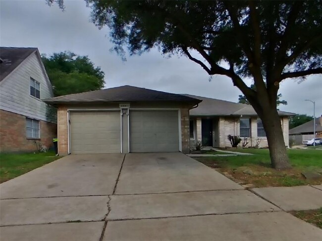 Photo - 3551 Windmoor Dr Casa
