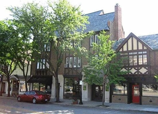 Building Photo - 413 N Main St