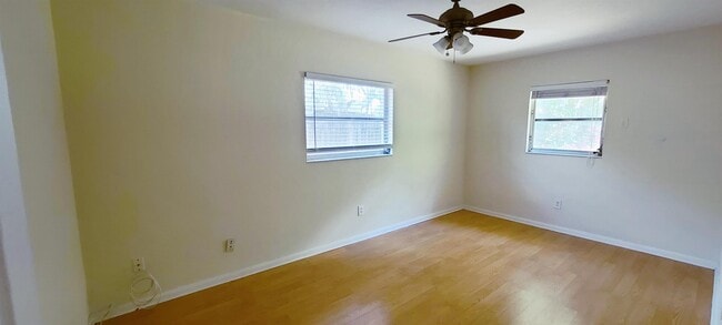 Photo - 1620 Rainbow Dr