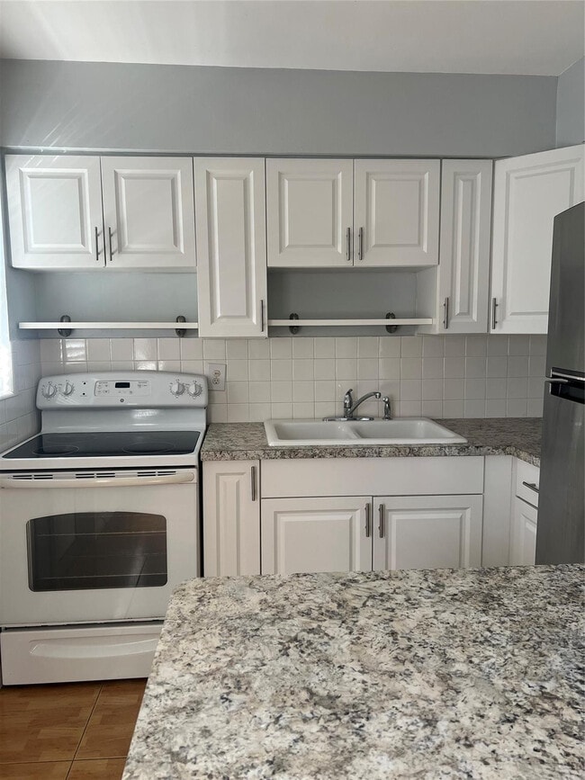 Photo - 1930 Jackson St Unidad 10