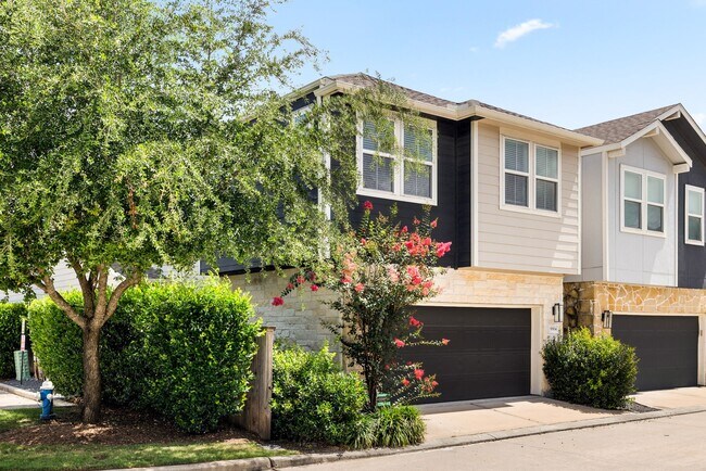 Photo - 9914 Brickhouse Dr