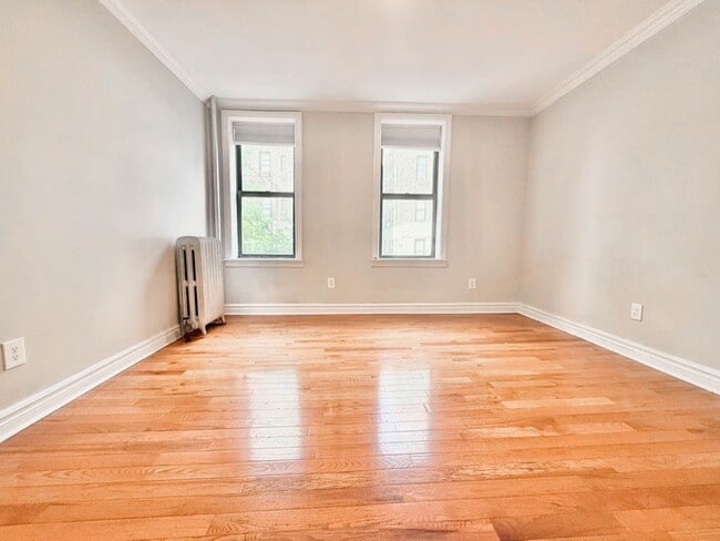 Building Photo - 106 Fort Washington Ave Rental