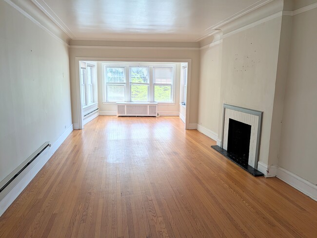 Photo - 325 Kedzie St Unidad 805-3