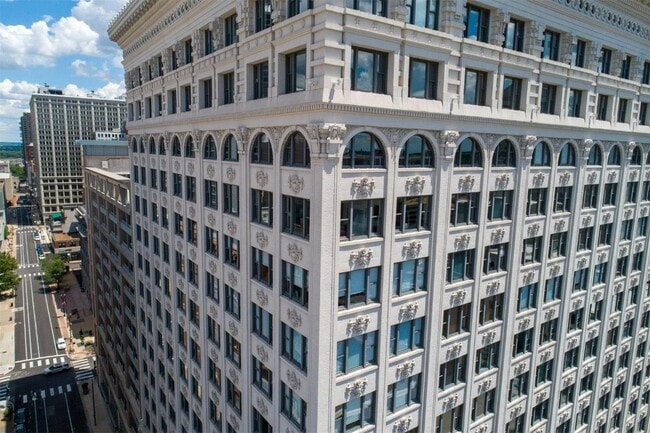 Photo - 915 Olive St Unit 1206