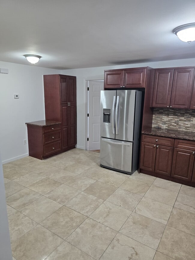 Photo - 136 Winfield Ave