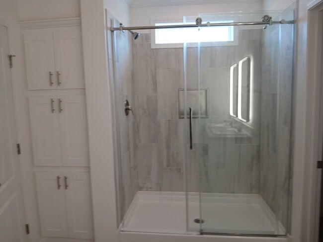 Photo - 637 Pine Brook Cir