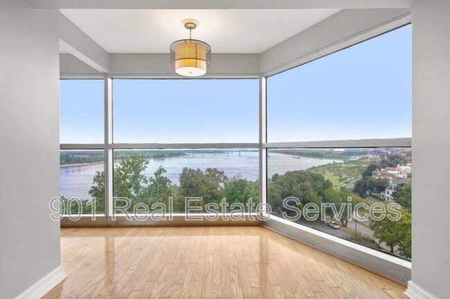 Photo - 655 Riverside Dr Unit #905B