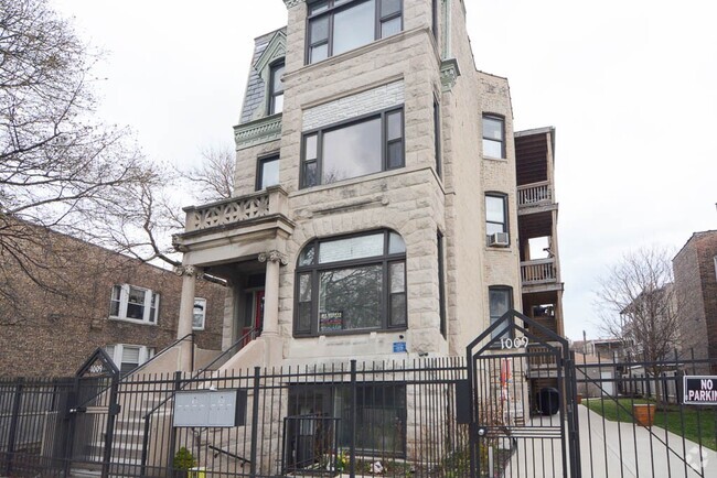 Building Photo - 1009 N Sacramento Ave Unit G05C Rental