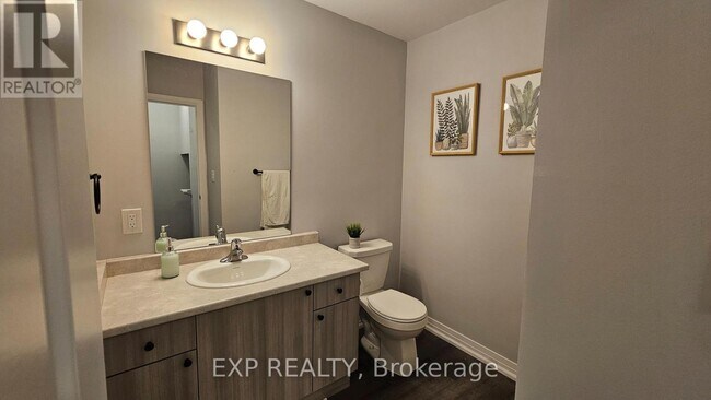 Photo - 6705 Cropp St