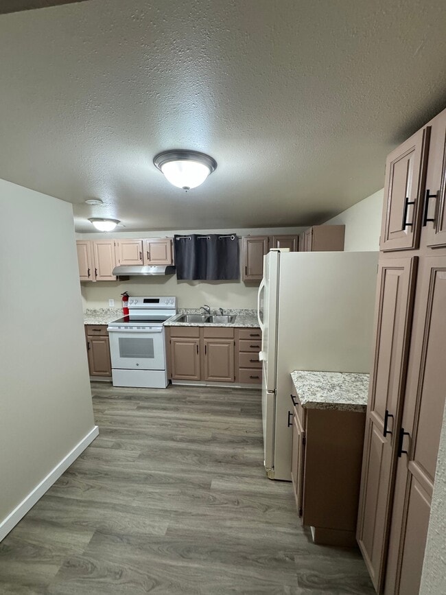 802 30th St N Unit 2