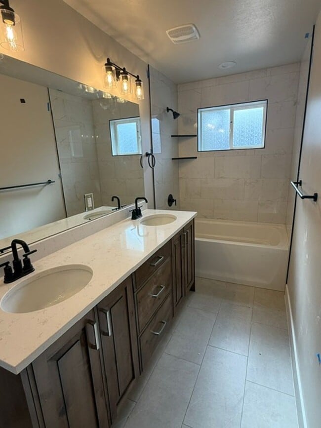 Photo - 3090 E Thorley Dr