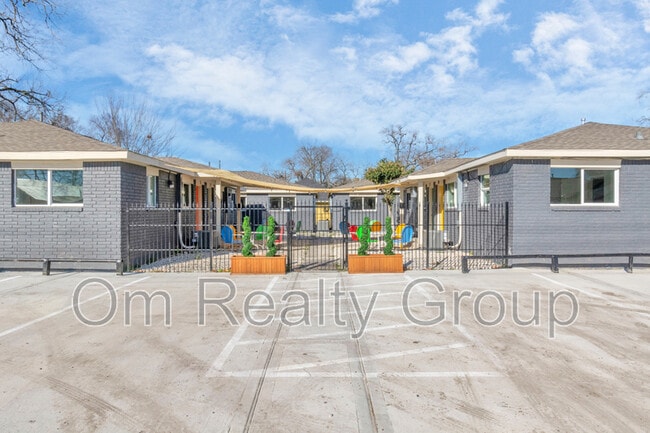 Photo - 3339 Simmons St Unidad 4