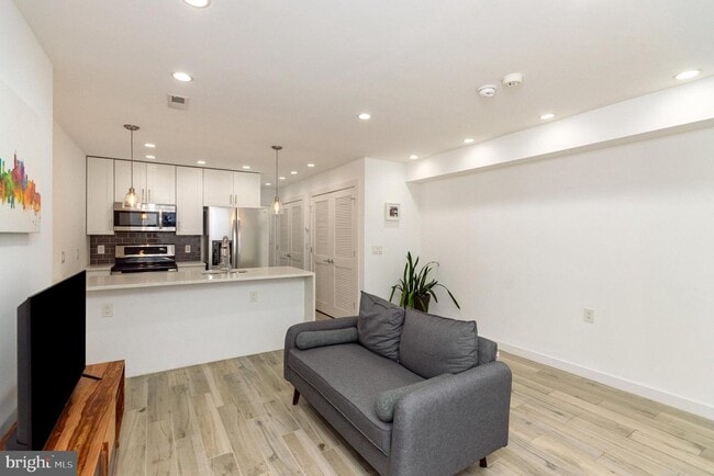 Open Living area, room for bar seating - 1741 1st St NW Unit 1