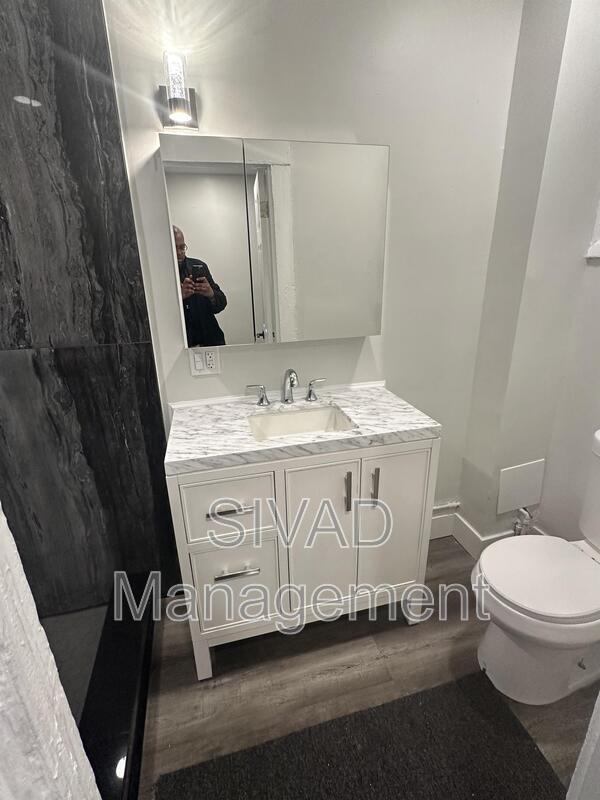 Photo - 526 S Tenth Ave