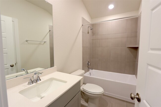 Building Photo - 1480 Waggoner Rnch Trl