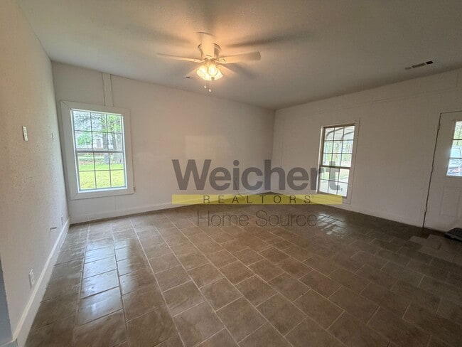 Photo - 3 Bedroom, 1 bath