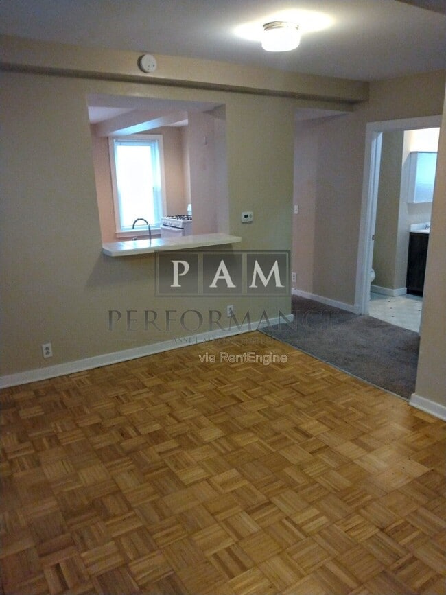 Photo - 1521 N Jefferson St