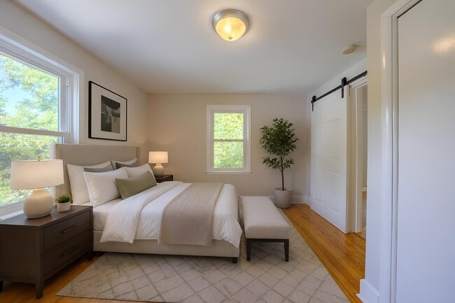 7 W Raleigh Rd Unit A