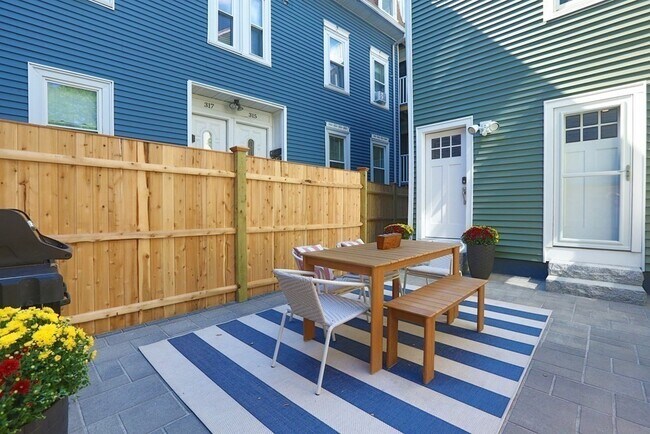 Photo - 313 W Fourth St Condo Unit #1
