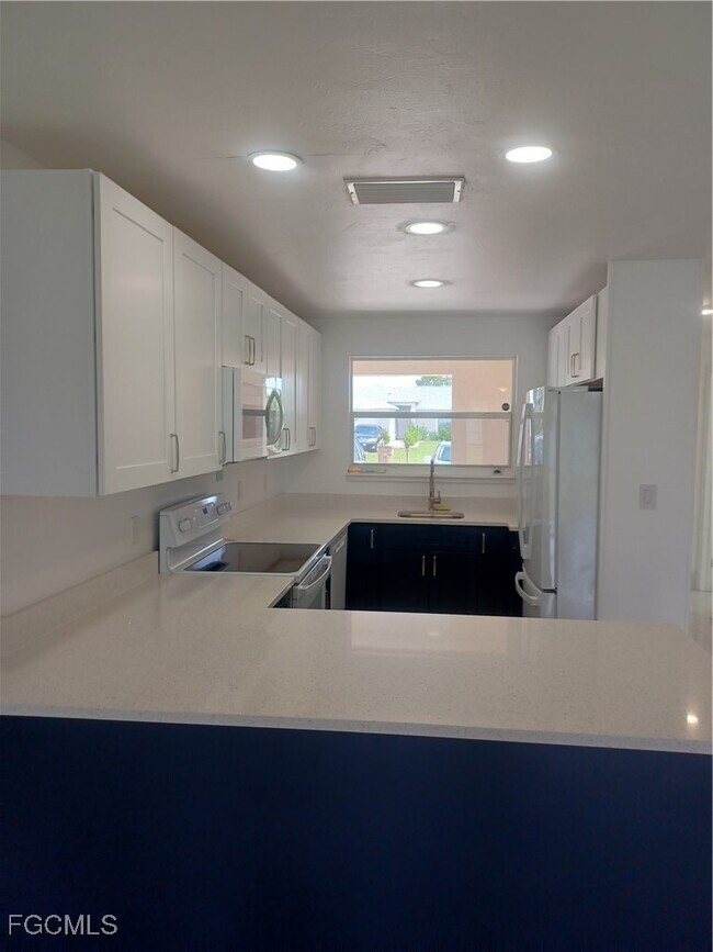 Photo - 1102 SW 15th Terrace