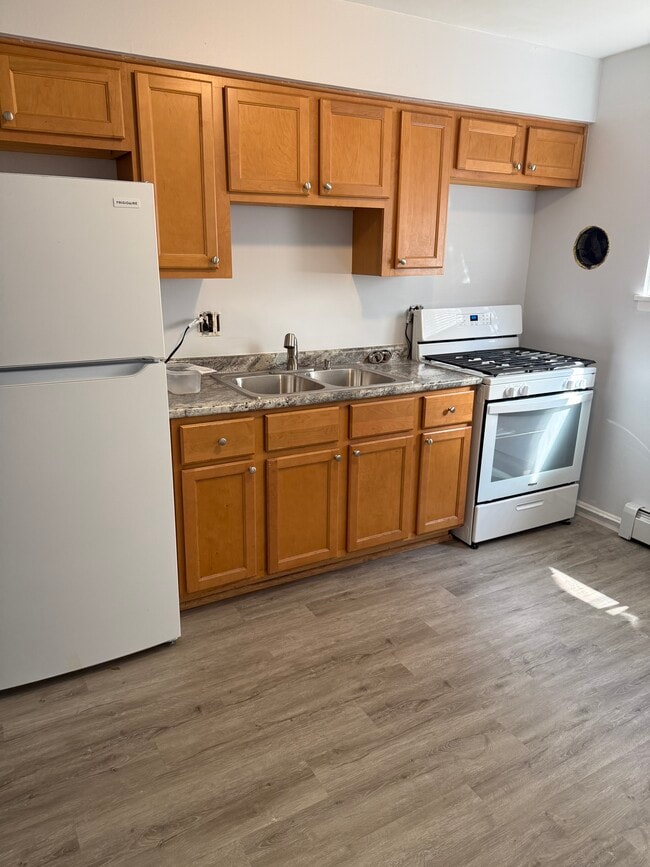 Photo - 8281 W Elizabeth Ave Unidad 3