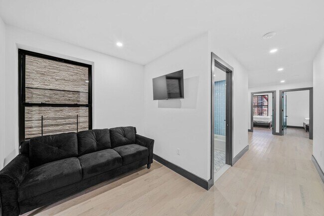 Photo - Hughes BH LLC (2507) Unidad 1