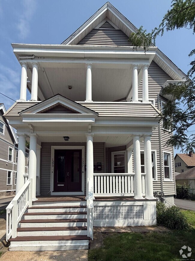 Building Photo - 1397 Ella T Grasso Blvd Unit 1 Rental