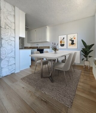 Photo - 1310 Wellesley Ave